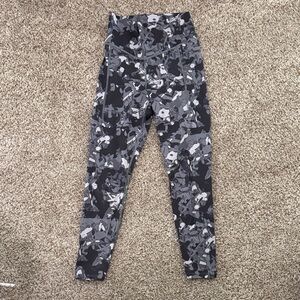 The North Face Black and Gray Abstract Leggings